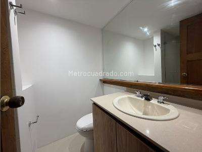 Apartamento en arriendo en Laureles, Medellín · foto 20 de 20