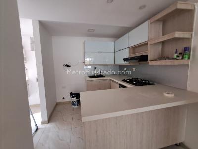 Apartamento de 2 alcobas en arriendo en Laureles, Medellín, 70 m² · foto 3 de 17
