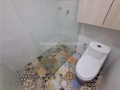 Apartamento de 2 alcobas en arriendo en Laureles, Medellín, 70 m² · foto 15 de 17