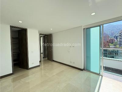 Apartamento de 3 alcobas en arriendo en El Poblado, Medellín, 137 m² · foto 10 de 19