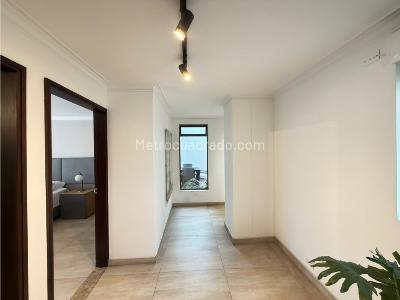 Apartamento de 4 alcobas en venta en El Velodromo, Medellín, 300 m² · foto 15 de 20