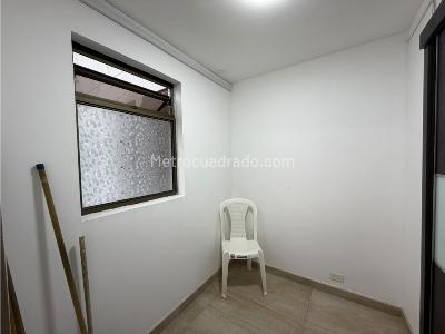 Apartamento de 4 alcobas en venta en El Velodromo, Medellín, 300 m² · foto 17 de 20