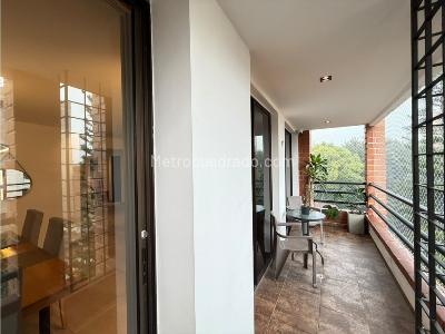Apartamento de 4 alcobas en venta en El Velodromo, Medellín, 300 m² · foto 18 de 20