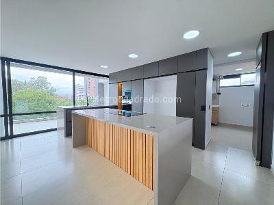 Apartamento en arriendo en Poblado, Medellín · foto 4 de 20
