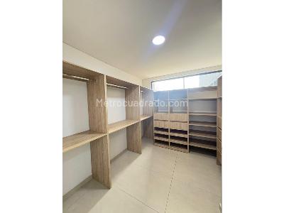 Apartamento en arriendo en Poblado, Medellín · foto 17 de 20