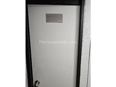 Apartamento de 3 alcobas en arriendo en Loma De Los Bernal, Medellín, 55 m² · foto 13 de 14