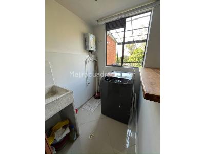Apartaestudio en venta en San Diego, Medellín, 68 m² · foto 13 de 20