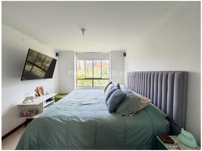 Apartamento de 3 alcobas en venta en El Poblado, Medellín, 121 m² · foto 14 de 20