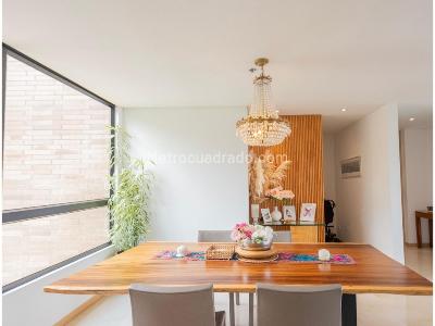 Apartamento de 3 alcobas en arriendo en El Poblado, Medellín, 170 m² · foto 4 de 13