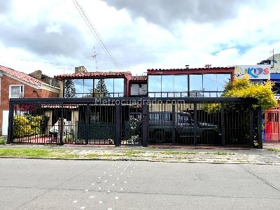 Casa de 5 alcobas en venta en El Batan, Bogotá, 600 m² · foto 18 de 18