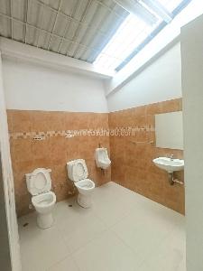 Casa de 5 alcobas en venta en El Batan, Bogotá, 390 m² · foto 18 de 20