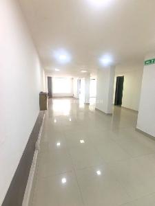 Casa de 5 alcobas en venta en El Batan, Bogotá, 390 m² · foto 5 de 20