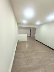 Casa de 5 alcobas en venta en El Batan, Bogotá, 390 m² · foto 8 de 20