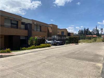 Casa de 4 alcobas en venta en Bosque Residencial, Cajicá, 344 m² · foto 3 de 20