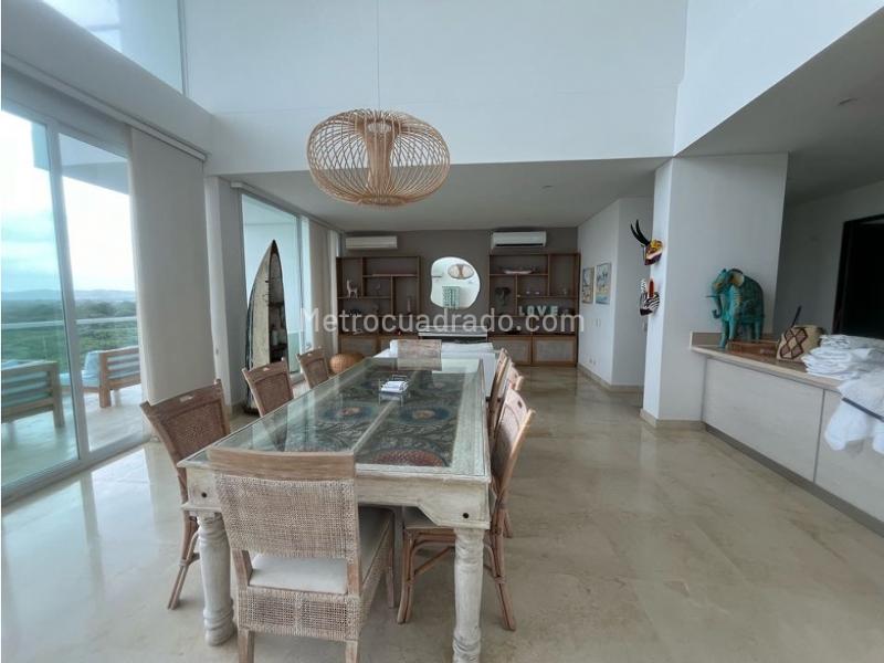 Piso – Cartagena de Indias, Punta de Canoa - Más