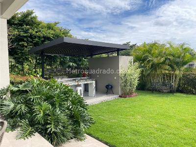 Casa de 5 alcobas en venta en Condominio Tacuara, Pereira, 1000 m² · foto 2 de 20