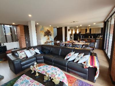 Casa de 3 alcobas en venta en Chuntame, Cajicá, 330 m² · foto 2 de 20