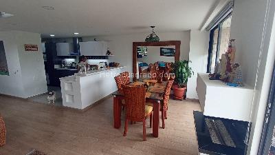 Casa de 3 alcobas en venta en Cerca De Piedra, Chía, 330 m² · foto 4 de 20