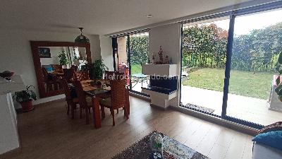 Casa de 3 alcobas en venta en Cerca De Piedra, Chía, 330 m² · foto 5 de 20