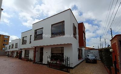 Casa en venta en Capellania, Cajicá · foto 2 de 20