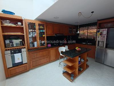 Casa de 4 alcobas en venta en Chilacos, Chía, 300 m² · foto 8 de 20
