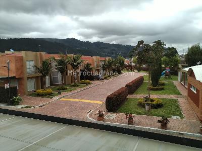 Casa en venta en Vereda Chuntame, Cajicá · foto 2 de 20