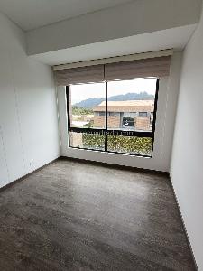 Casa de 4 alcobas en arriendo en Entrelomas, Zipaquirá, 320 m² · foto 13 de 20