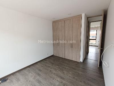 Casa de 4 alcobas en arriendo en Entrelomas, Zipaquirá, 320 m² · foto 12 de 20
