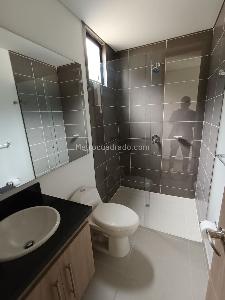Casa de 4 alcobas en arriendo en Entrelomas, Zipaquirá, 320 m² · foto 17 de 20