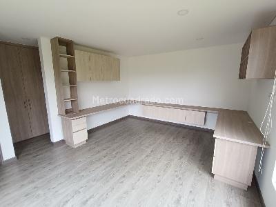 Casa de 4 alcobas en arriendo en Entrelomas, Zipaquirá, 320 m² · foto 16 de 20