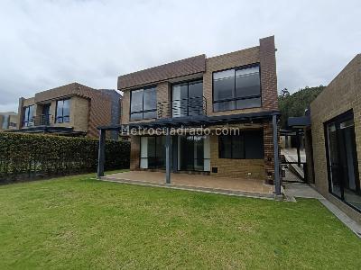 Casa de 4 alcobas en arriendo en Entrelomas, Zipaquirá, 320 m² · foto 2 de 20