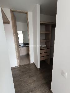 Casa de 4 alcobas en arriendo en Entrelomas, Zipaquirá, 320 m² · foto 9 de 20