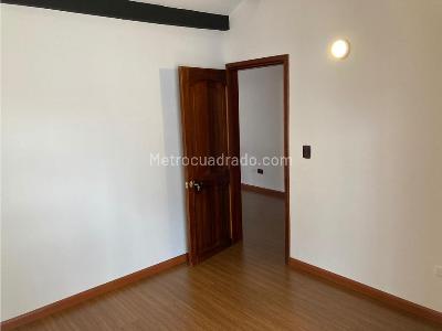 Casa de 4 alcobas en venta en La Castellana, Pasto, 240 m² · foto 7 de 20