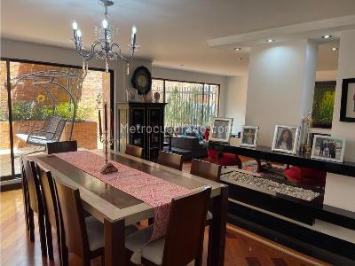 Apartamento en venta en Los Rosales, Bogotá · foto 3 de 20