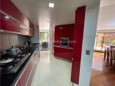 Apartamento en venta en Los Rosales, Bogotá · foto 11 de 20