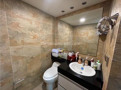 Apartamento en venta en Los Rosales, Bogotá · foto 16 de 20