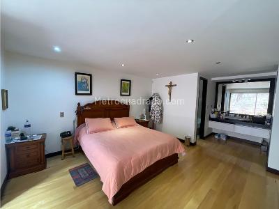 Apartamento en venta en Los Rosales, Bogotá · foto 18 de 20