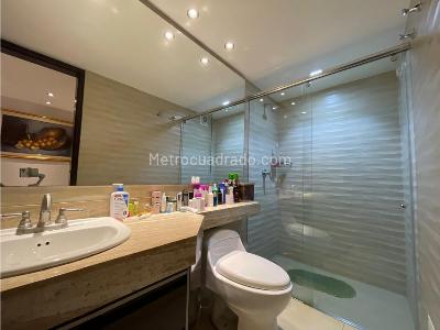 Apartamento en venta en Los Rosales, Bogotá · foto 19 de 20