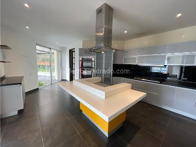 Casa de 4 alcobas en venta en Tundama, Chía, 525 m² · foto 6 de 20