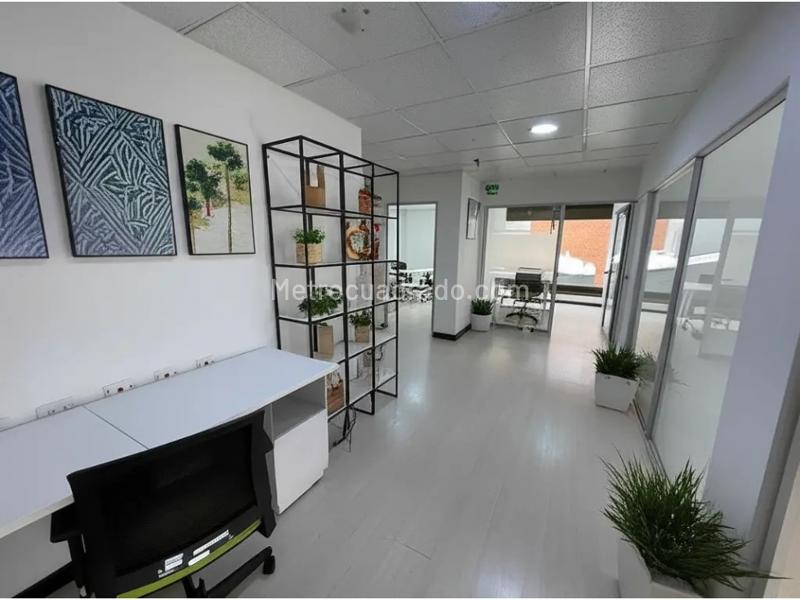 Oficina en Venta, Porciuncula, Bogotá D.C. - Más