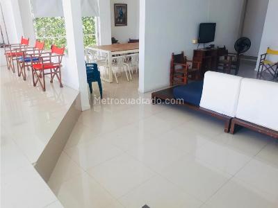 Casa de 5 alcobas en venta en Lagos Del Peñon, Girardot, 794 m² · foto 13 de 15