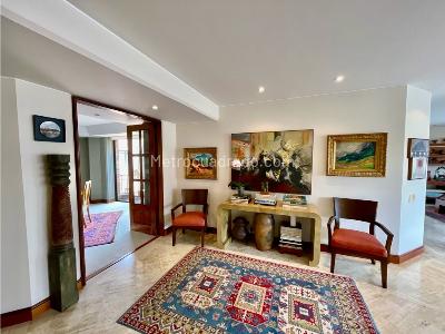 Apartamento de 3 alcobas en venta en Los Rosales, Bogotá, 382 m² · foto 5 de 20