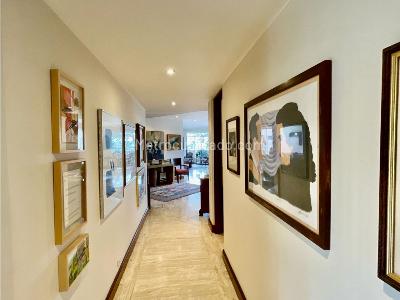Apartamento de 3 alcobas en venta en Los Rosales, Bogotá, 382 m² · foto 7 de 20