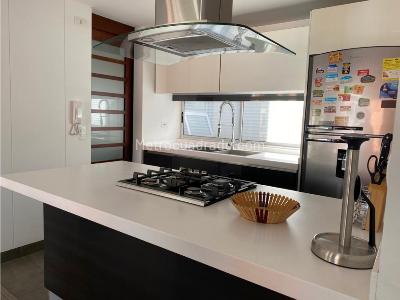 Apartamento de 3 alcobas en venta en Santa Paula, Bogotá, 105 m² · foto 10 de 20