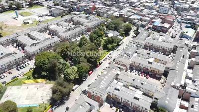 Apartamento de 3 alcobas en venta en Mortiño Villas De Granada, Bogotá, 53 m² · foto 2 de 20