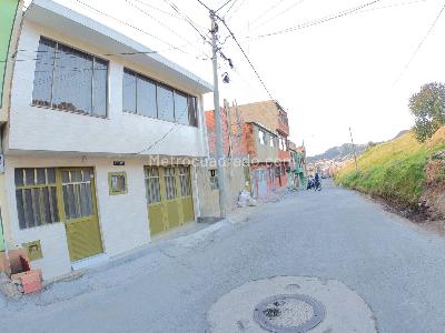 Casa en venta en Alfonso Lopez, Bogotá · foto 2 de 20