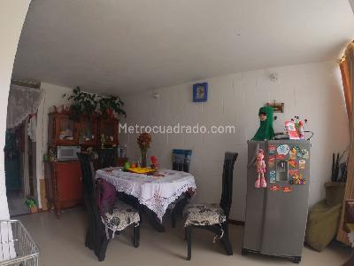 Casa de 2 alcobas en venta en El Nogal Soacha, Soacha, 20 m² · foto 3 de 20