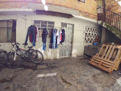 Casa de 5 alcobas en venta en Carvajal, Bogotá, 240 m² · foto 15 de 20