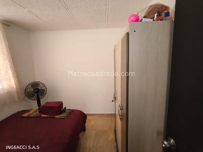 Casa de 4 alcobas en venta en Portachuelo, Girardot, 64 m² · foto 12 de 20