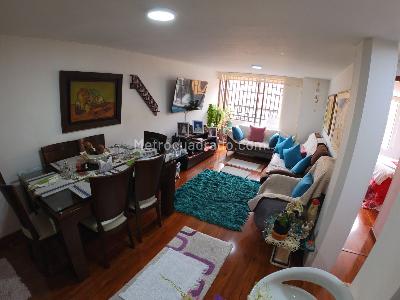 Apartamento en venta en Los Cedros, Bogotá · foto 3 de 18